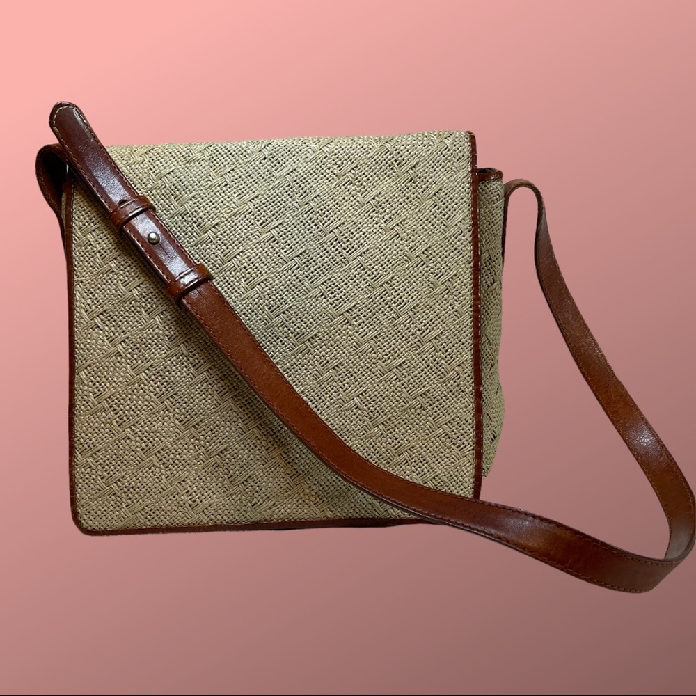 Vintage DeVecchi Handbag Purse